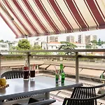 Hotel The Originals Boutique, Les Strelitzias 3*