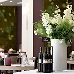 The Originals Boutique, Les Strelitzias Hotel 3*