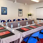 The Originals Boutique, Les Strelitzias Hotel
