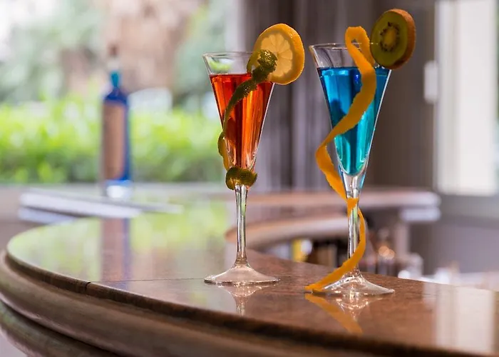 酒店 The Originals Boutique, Les Strelitzias 胡安莱潘