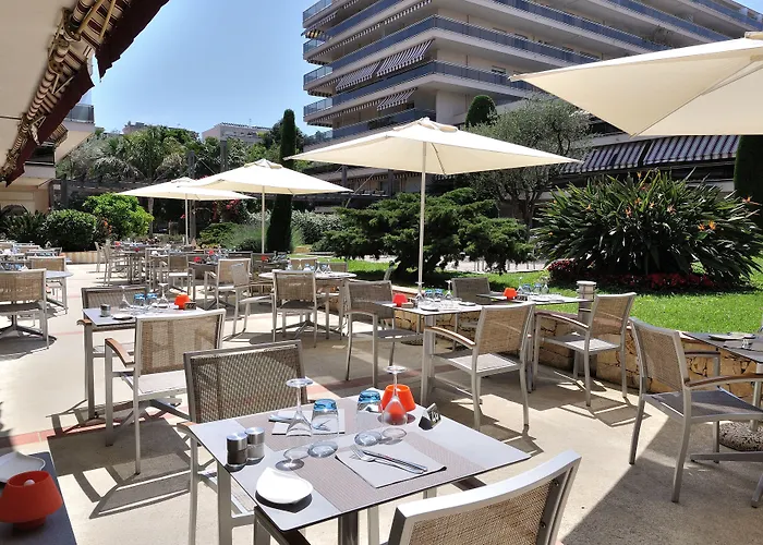 Hotel The Originals Boutique, Les Strelitzias