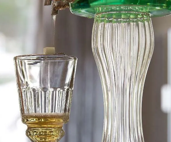 The Originals Boutique, Les Strelitzias 酒店 3*