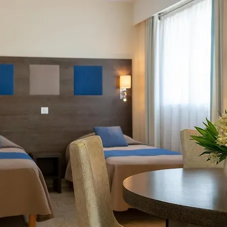 فندق The Originals Boutique, Les Strelitzias