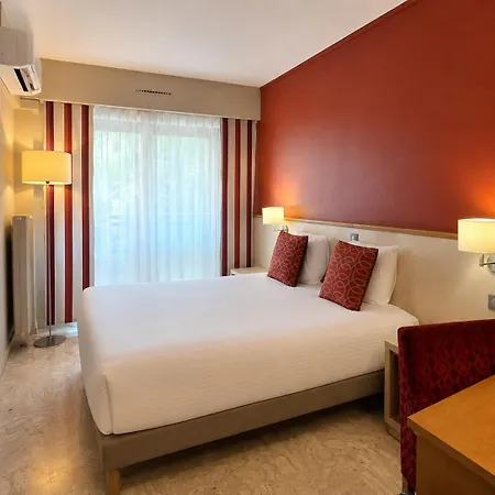 The Originals Boutique, Les Strélitzias Hotel Juan-les-Pins