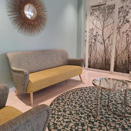 The Originals Boutique, Les Strélitzias Hotel