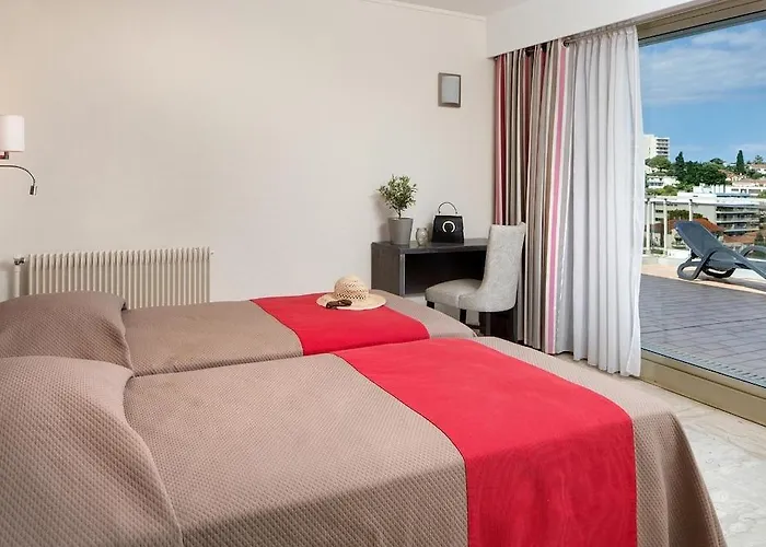 The Originals Boutique, Les Strélitzias 3* Juan-les-Pins