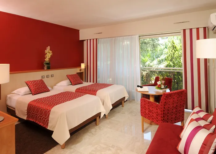 The Originals Boutique, Les Strelitzias 3* Juan-les-Pins