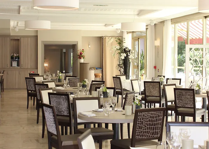 The Originals Boutique, Les Strélitzias