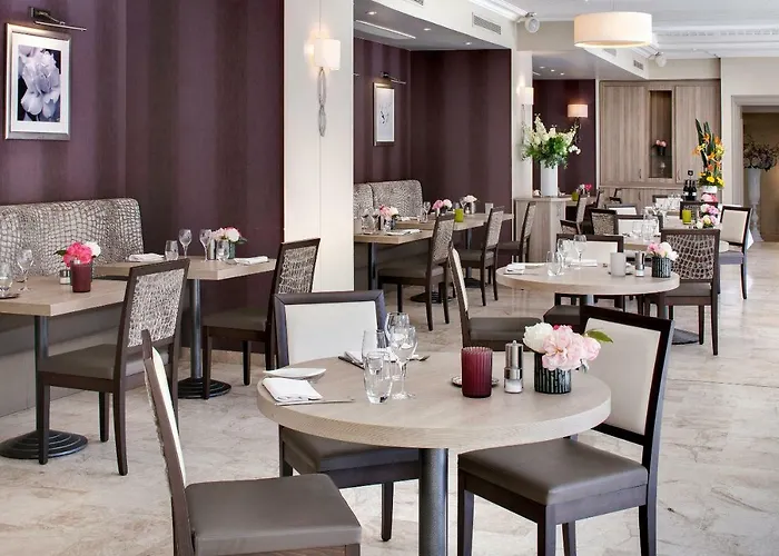 Hotel The Originals Boutique, Les Strelitzias